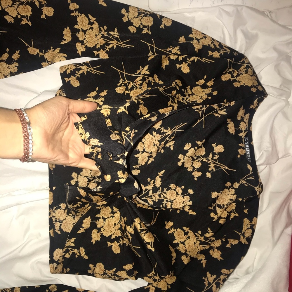 front tie crop top